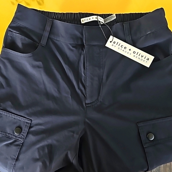 Allice + Olivia OLYMPIA HIGH RISE ANKLE TIE CARGO PANTS | Size 0 - Picture 11 of 12